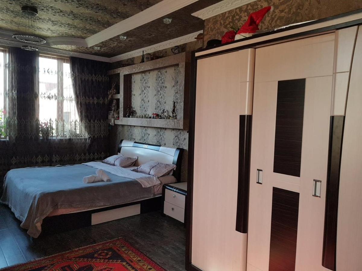 Apartamento Гостевой Дом Поти Exterior foto